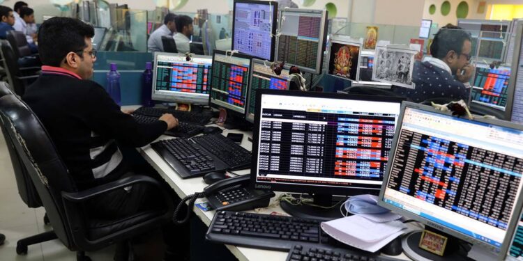 How to Earn in the Share Market