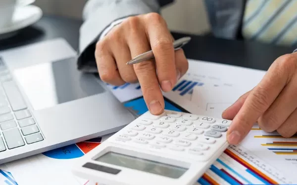 Understanding the Difference between Credit Score and Credit Report